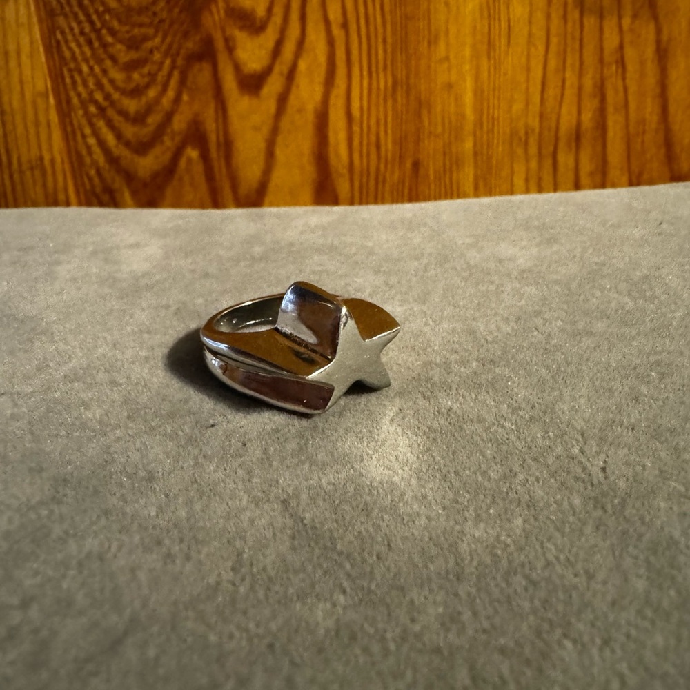 Chunky Statement, Silver Tone Star Ring - image 1
